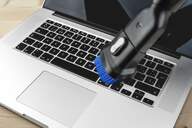 ASPI. ESCOBA TAURUS ULTIMATE DIGITAL FUZZY 25,2V