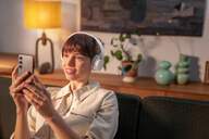 AURICULARES PHILIPS TAH3209WT BT DIADEMA HASTA 25H