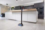 ASPI. ESCOBA SHARK IZ300EU 25,2V 2CEP.GIR.