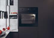 HORNO HAIER HWO60SM2E01BE 70L MF GT HYDRO NEGRO